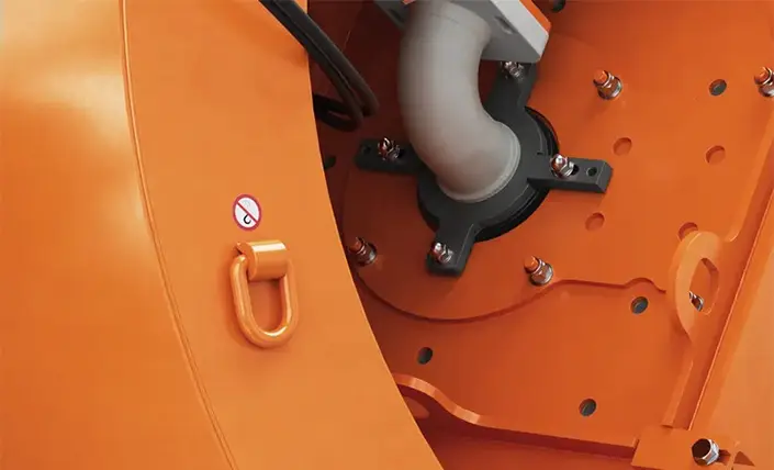 Sinkopuhalluskonetta ohjataan ohjauskahvassa olevilla ohjaimilla