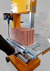 Cedima CBAS-500 – pöytä ja ohjain kevyille harkoille