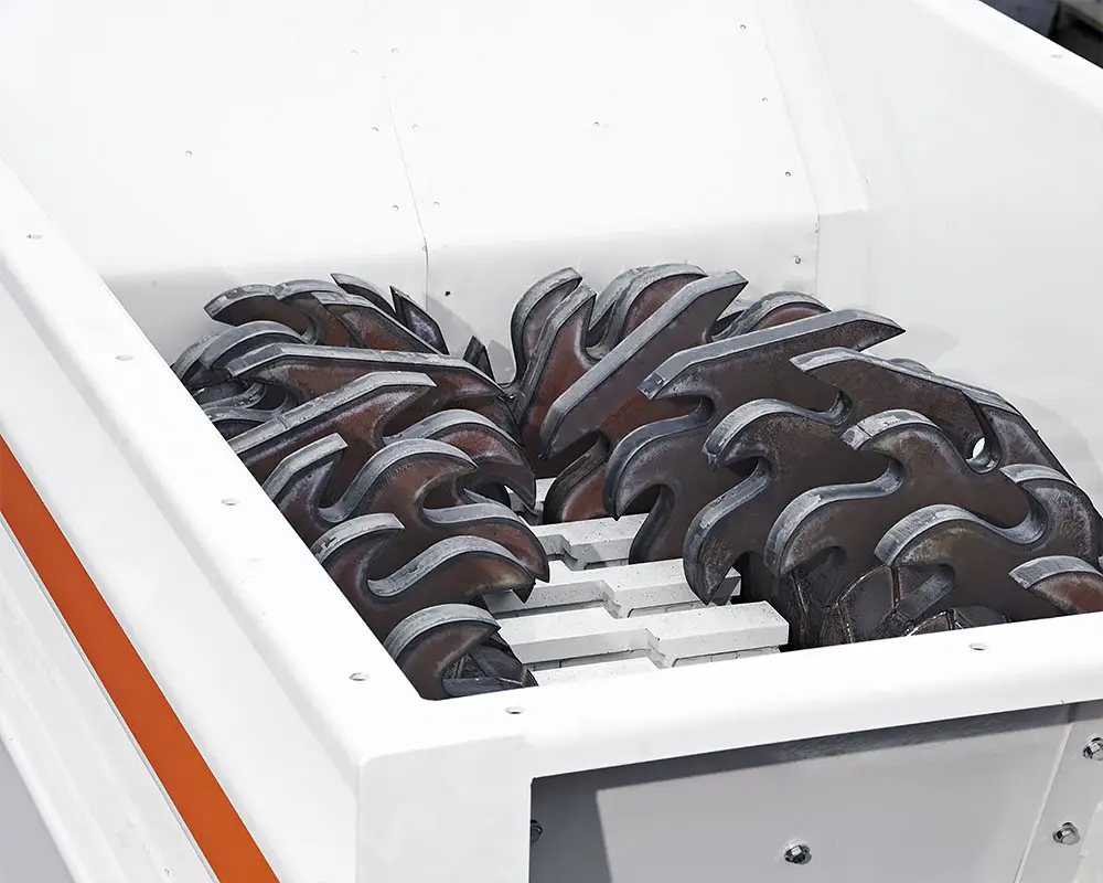 Liikuteltava jätemurskain M&J 6000 trailer