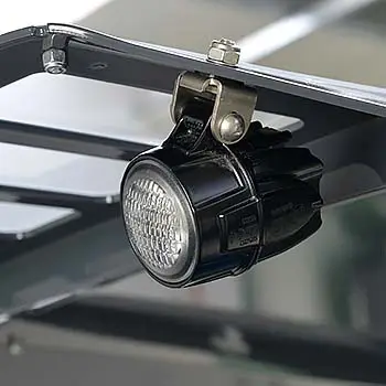 Kolme ulkoista led työvaloa - MultiOne pienkuormaaja