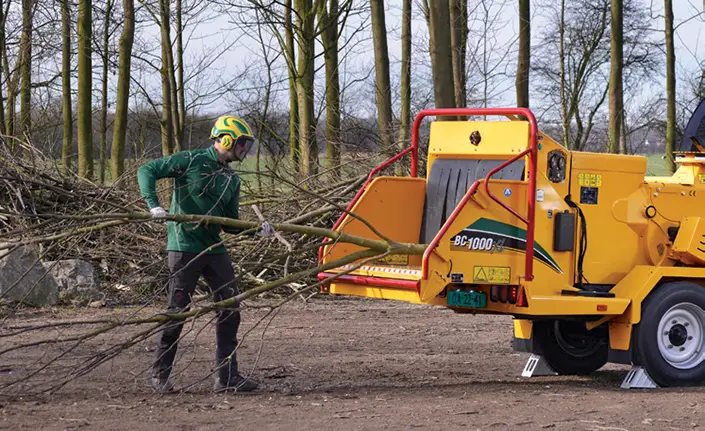 Vermeer BC160XL hakkurissa on kaksi syöttörullaa.