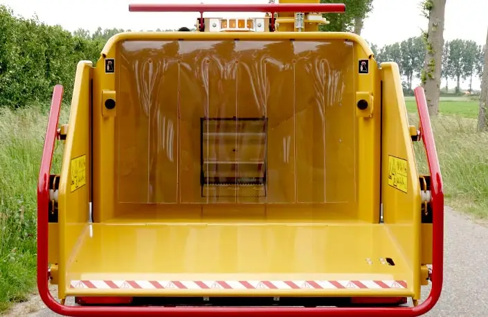 Vermeer BC200 oksasilppurissa on ylimitoitetut syöttörullat.