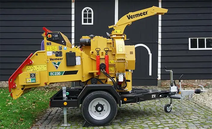 Vermeer BC230 oksahakkurin kolmen vuoden takuu.