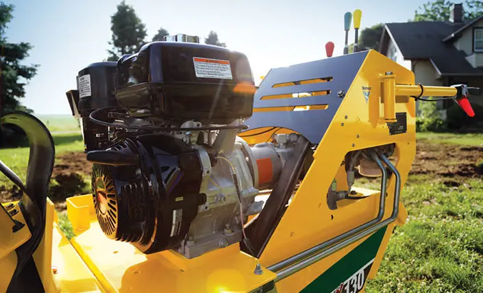 Hydrauliletkut ja kovat hydrauliputket mahdollistavat kätevää huoltoa ja kunnossapitoa.