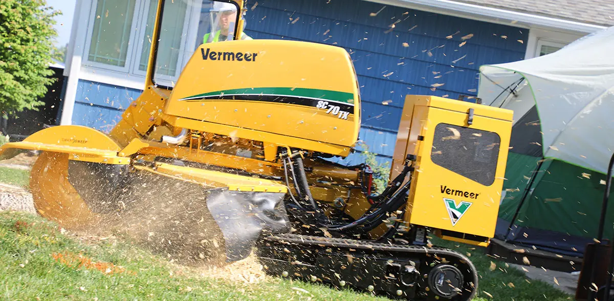 Kantojyrsin Vermeer SC70TX.